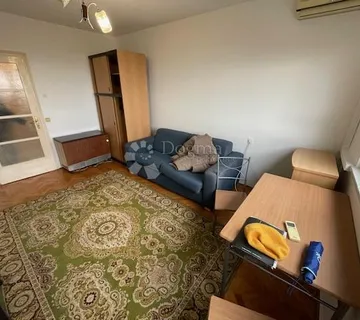 Pećine -21m2,garsonjera u blizini Towera ,plaža - cover