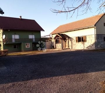 IMANJE U LICI S PUNO ZEMLJIŠTA PRILIKA - cover
