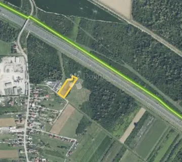 Prostrana parcela na odličnoj lokaciji - cover