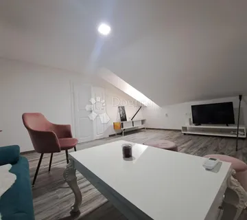 Novouređen stan u Centru Rijeke! - cover