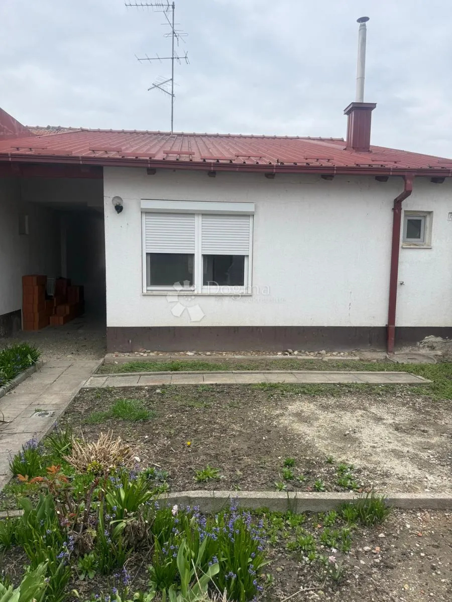 KUĆA ZA RUŠENJE SA NOVOM GRAĐEVINSKOM - cover