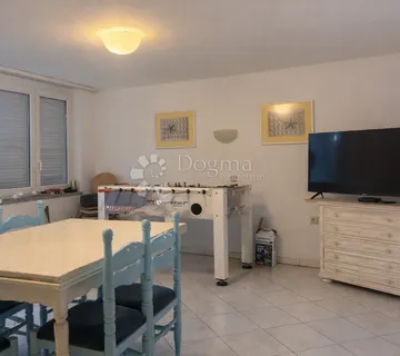 Kuća za smještaj radnika - Novigrad - blizina centra i plaža(najam) - cover