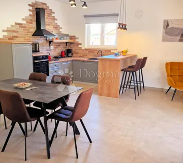 Gdje odmor postaje stil života – katnica s bazenom kraj Rovinja - cover