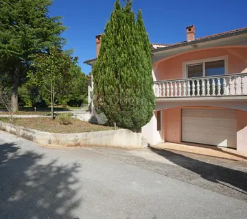 ŽMINJ,okolica,lijepa obiteljska kuća sa garažom i velikom okućnicom - cover