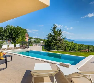 LUKSUZNA VILLA S POGLEDOM NA MORE ZA HEDONISTE, link za 3D turu u opisu - cover