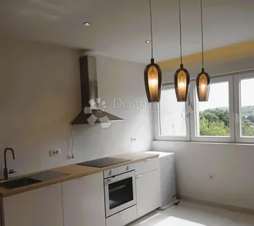 ŠIBENIK - Baldekin -  uređen stan  - cover