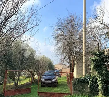 VIŠNJAN – RIJETKOST! Dvije autentične kamene kuće s pogledom na more - cover