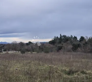 Zemljište s panoramskim pogledom na Učku - cover