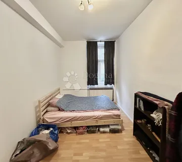 TROSOBAN GRAĐANSKI STAN ZRINJEVAC - cover