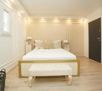 2 stana Vrsar za život i investiciju - cover