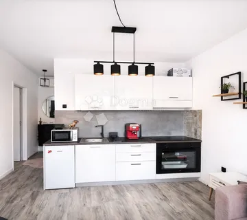 Rovinj – prizemni stan s terasom - cover