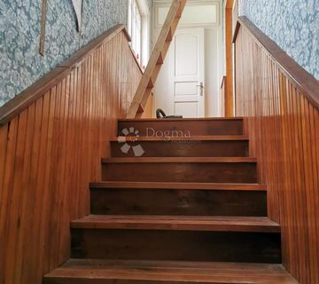 Petrinja, samostojeća kuća,  2200 m2 okućnice - cover