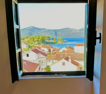 Kuća s panoramskim pogledom na more u nautičkoj oazi - cover