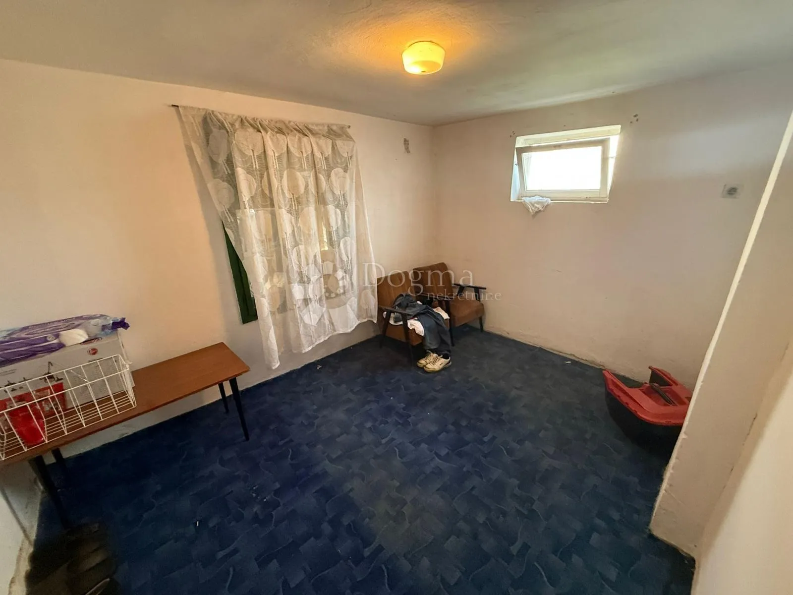 Kuća za adaptaciju s velikim zemljištem - cover