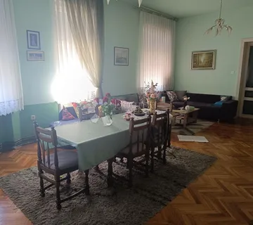 POSEBNA PRILIKA: Trosobni stan u Osijeku – odlična lokacija! - cover