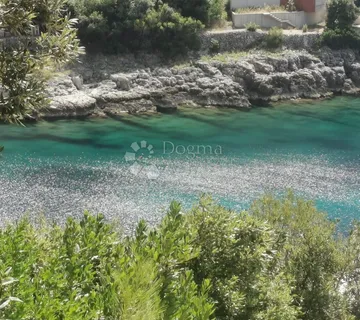 PRVI RED DO MORA, IZUZETNO GRAĐEVINSKO ZEMLJIŠTE - cover