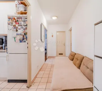 Trešnjevka - prilika, stan na top lokaciji - cover