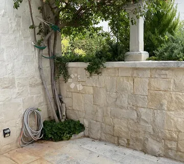 Prodaja kuće, Milna, otok Brač, centar - cover