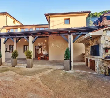 Agroturizam s restoranom i 4 sobe - namješteno za najam - cover