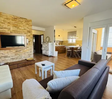 Nin, 1S+DB, 49 m2,  50m od mora! Parkirno mjesto! Stan bez mane - cover