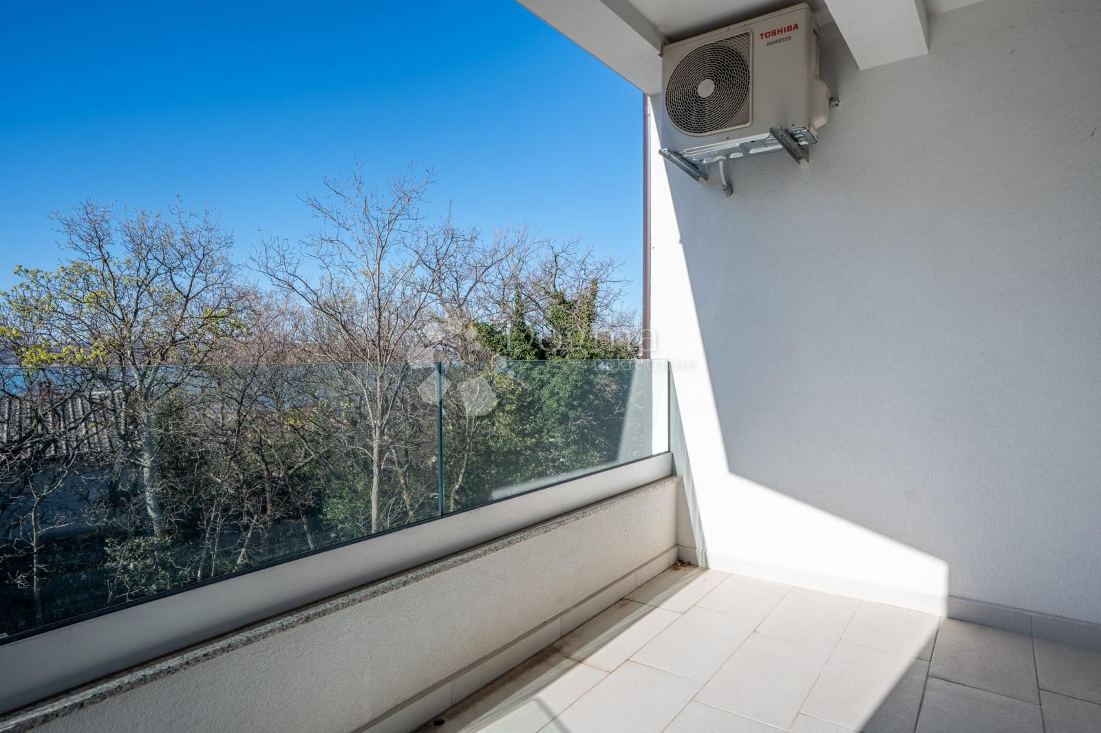 Apartman u blizini plaže - cover