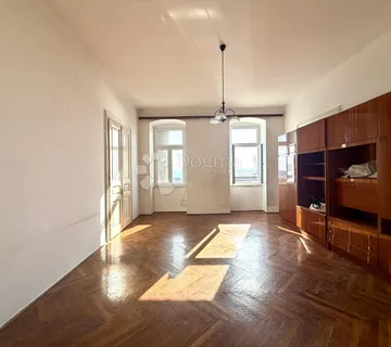 RIJEKA CENTAR, 4skl stan prvi red do mora - cover