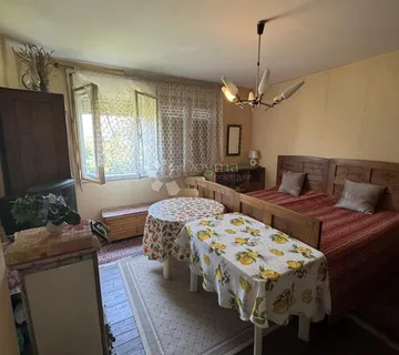 Obiteljska kuća i zemljište, Šemovci – odlična lokacija - cover