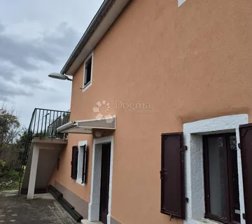 Samostojeća kuća s velikim zemljištem–okolica Labina - cover