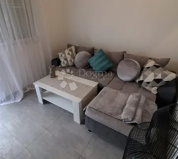 Kuća na Viru s 4 apartmana - 299m2 - cover