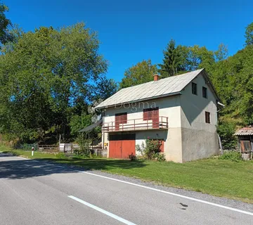 KUĆA LJUBOVO LIKA - ODMAH USELJIVO - cover