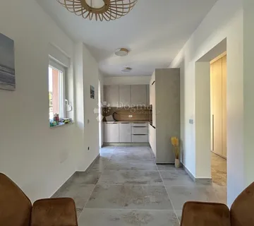 Moderan stan u novogradnji - cover