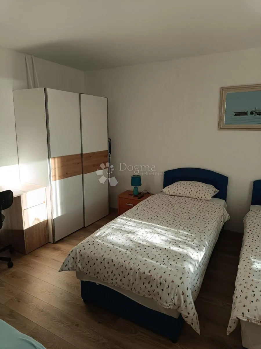 Stan za najam - Šmrika - cover