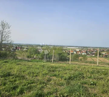 Zemljište s fantastičnim pogledom - cover