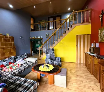 Dom ispunjen svjetlom, toplinom i mogućnostima - cover