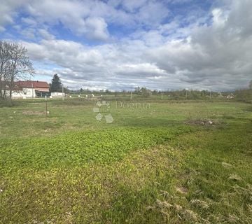 PRODAJE SE GRAĐEVINSKO ZEMLJIŠTE U GOSPIĆU 3332 m2 - cover