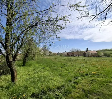 Zemljište u zoni gradnje - cover