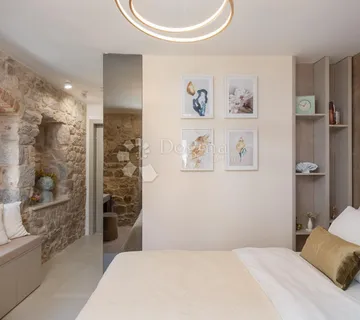 4 TURISTIČKE JEDINICE - CENTAR SPLIT - cover