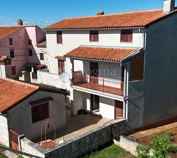 Kuća u okolici Marčane ,dvojna kuća 113m2 - cover