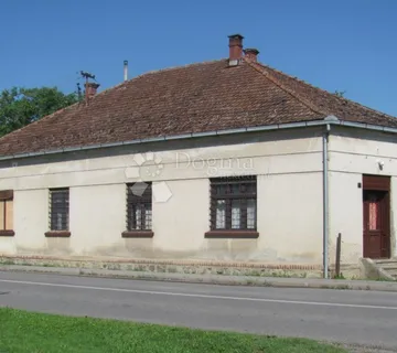 Šarmantna kuća puna potencijala! - cover