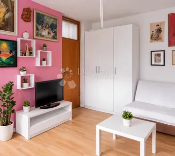 Jednosoban stan-Utrne!!! - cover