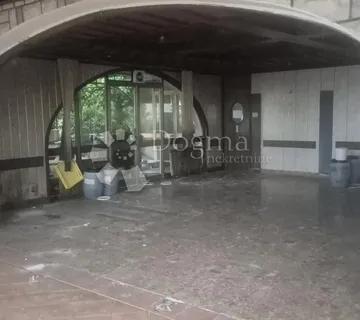 Martinkovac - veliki poslovni prostor za razne namjene - cover