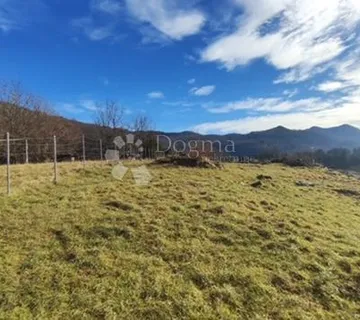 Građevinski teren na najboljoj lokaciji u Mrkoplju - cover