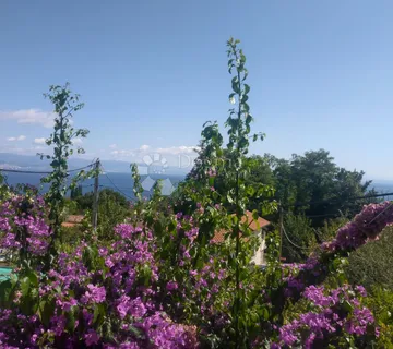 Ika najam stan s balkonom i pogledom na more  - cover