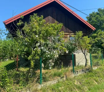 Kuća za Adaptaciju u Kloštar Ivaniću - cover