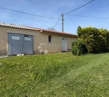 Prilika za stvaranje male istarske oaze – Filini, Barban - cover