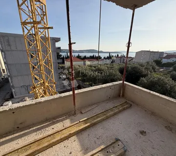 NOVOGRADNJA SEGET DONJI, 3-SOBNI STAN (CS-16) – 250m OD MORA! - cover