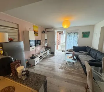 Najam za radnike – Dražice - cover