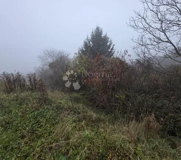 Prirodna oaza mira: 435m² zemljišta na brijegu iznad Jakovlja - cover