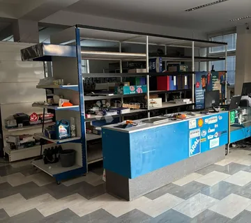 Višenamjenski poslovni prostor uz prometnicu prema Zagrebu – 120 m² - cover