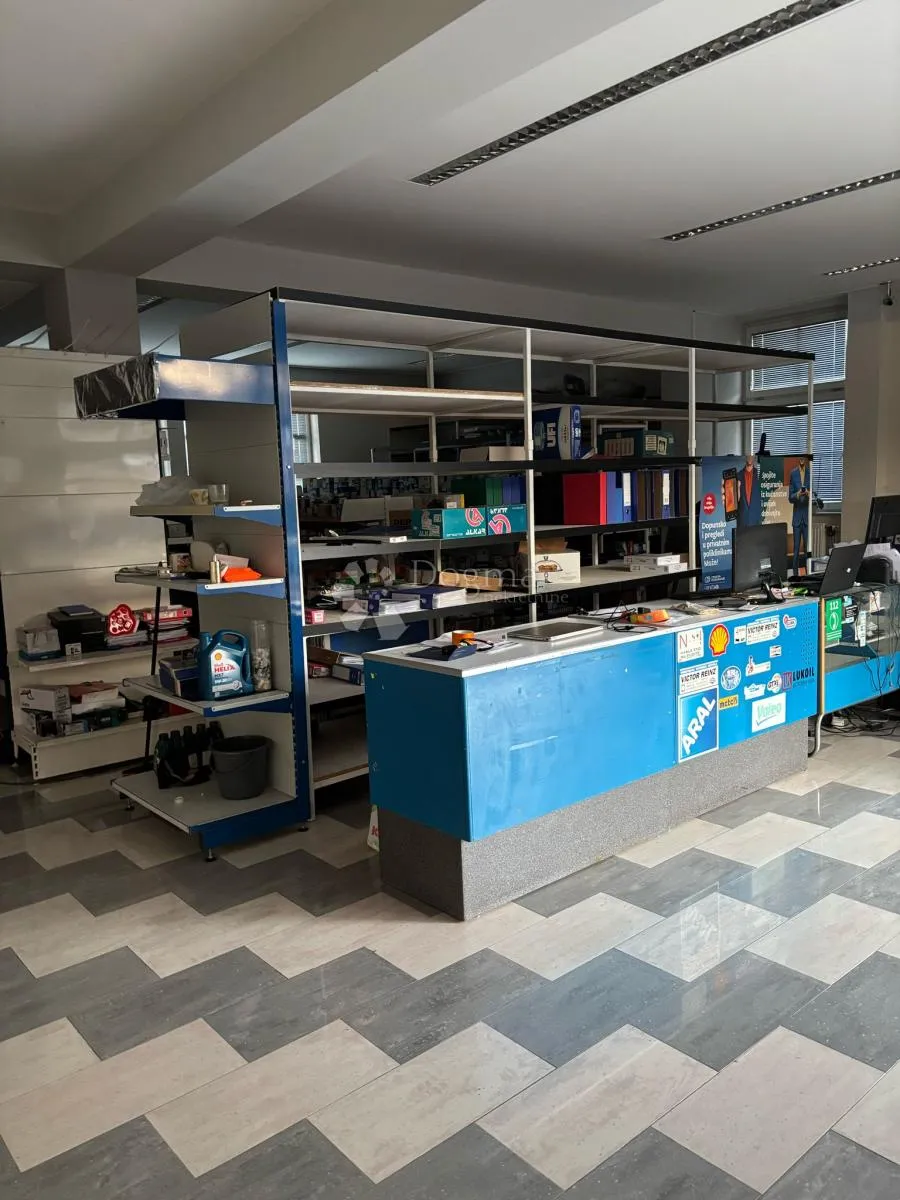Višenamjenski poslovni prostor uz prometnicu prema Zagrebu – 120 m² - cover